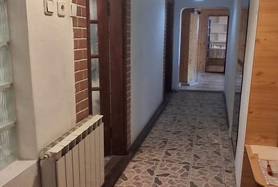 Comision 0, Apartament Cotroceni, Palat, etaj 2/2, liber, 4 camere  singur/nivel - 6