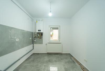 Apartament cu 2 camere decomandat în Soarelui