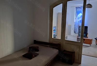 Apartament cu 2 camere semidecomandat, mobilat în Cișmigiu