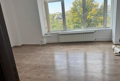 Etaj in imobil de birouri, costuri incluse ! - 13