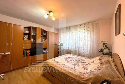 Apartament cu 2 camere decomandat, mobilat în Cetate