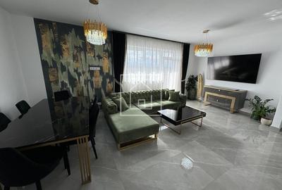 Penthouse cu 3 camere decomandat, mobilat în Piața Cluj