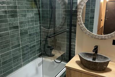 Apartament cu 3 camere ,bloc nou cu lift , parcare - 10