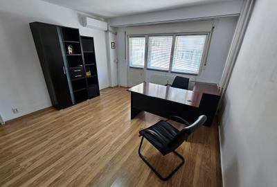 Garsoniera Decebal | bulevard | pentru locuit sau birouri/firma - 2