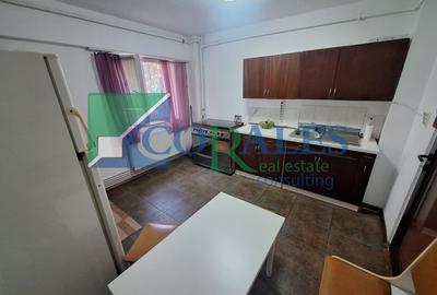 Apartament cu 3 camere decomandat, mobilat în Aradului