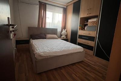 Apartament cu 2 camere decomandat, mobilat în Soarelui