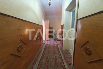 Casa 5 camere 374 mp utili + Anexa 75 mp in punctul 0 al Fagarasului - 8