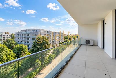 Apartament cu 3 camere decomandat, mobilat în Băneasa