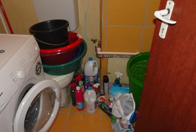 Vand  apartament de 3 camere decomandat in Deva, etaj 2, zona Micro 15, - 9