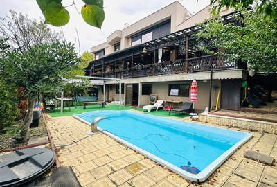 Casă individuală cu 9 camere în Corbeanca