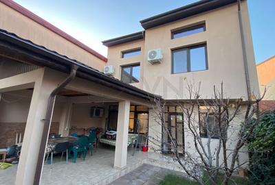 Casă individuală cu 4 camere în Giulești