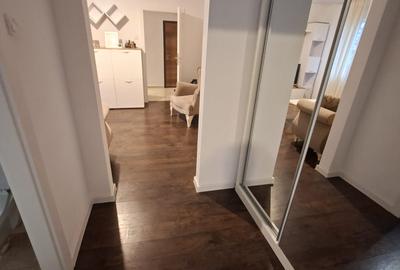 Apartament cu 2 camere, zona Podu Ros - 4
