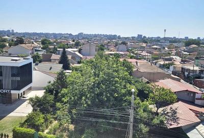 Apartament cu 3 camere decomandat în Inel II