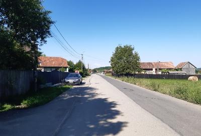 Vand teren intravilan construibil utilitati drum asfalt central Lunca Calnicului - 10