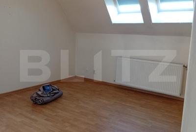 Apartament cu 2 camere, decomandat, cu parcare, Iris - 1