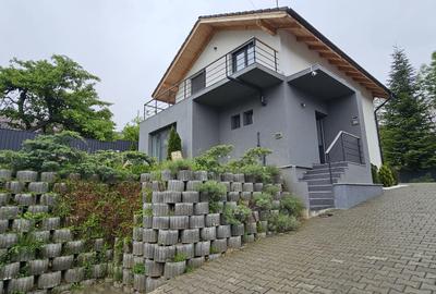 Casă individuală cu 4 camere în Baciu