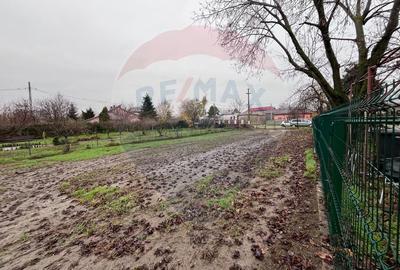 Teren 1427 mp - de vanzare in Mihailesti langa lac Arges - 5