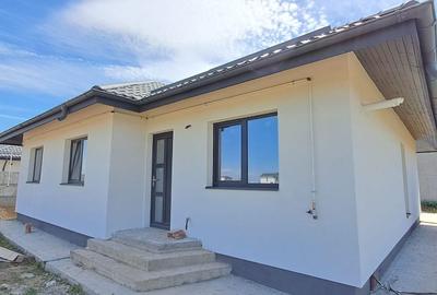Dragomiresti Vale, casa 4 camere, teren 421 mp, utilitati, COMISION 0% - 1