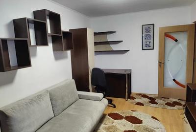 Apartament cu 1 camera, decomandat, zona Alexandru Cel Bun - 1