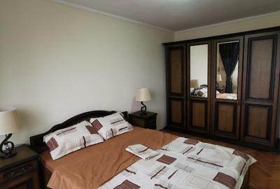 Apartament 3 camere decomandat - 2