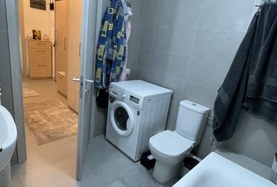 Ap 2 camere, 63mp, et 1/11, loc parcare subteran, 5 min metrou Petrache Poenaru - 11