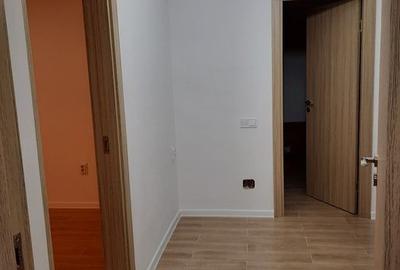 Apartament la parter cu destinație comercială , 51,9 mp, zona Terra - 3