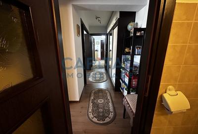 De vanzare apartament 2 camere. - 3
