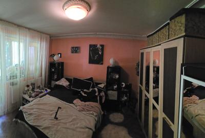 Brancoveanu,3 camere bloc 4 nivele, zona cu verdeata , Parter inalt - 5