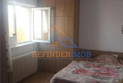 Apartament de vanzare cu 2 camere, zona Basarabia - Metrou Costin Georgian - 2