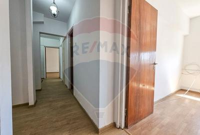 Apartament de vanzare 3 camere Drumul Taberei, Metroul Ialomitei - 12