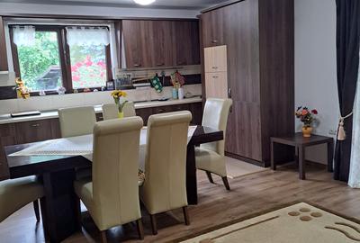 VILA IN REGIM DE INALTIME PARTER SI ETAJ ULTRAFINISATA PE 19 ARI TEREN - 27