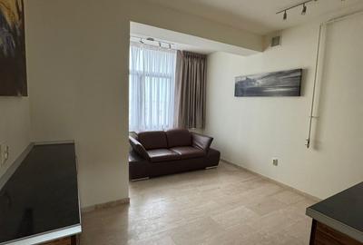Apartament de lux - prima inchiriere - 50mp de plaja - CENTRU - mobilat, utilat - 13