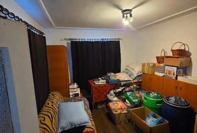 CASĂ CU TEREN  DE VÂNZARE ÎNTRO ZONĂ FRUMOASĂ SI LINISTITĂ - 7