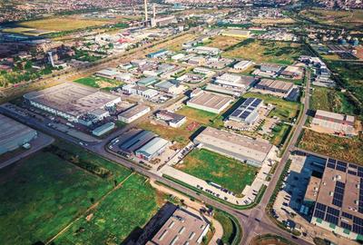 Spațiu industrial, de 2,703 mp, în Exterior Vest