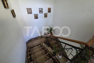 Casa de vanzare zona Negoiu 4 camere 208 mp utili si curte 550 mp - 15