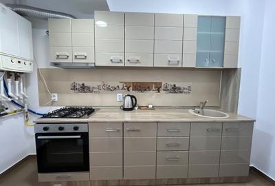 Apartament 2 camere, centrală proprie  Metrou  Piața  Munci - 4