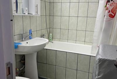 Vând garsonieră brazdă et 5/10,aer condiționat,posibilitate închiriere imediată. - 6