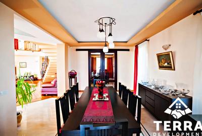 Vilă spectaculoasă cu vedere la mare – zonă exclusivistă Trandafirul - 14