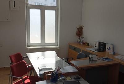 Birou ultracentral modern, 28 mp, cu facilități complete – gata de utilizare - 1