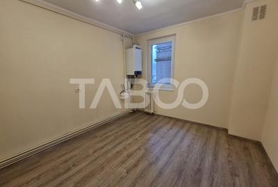 Apartament 4 camere de inchiriat Bulevardul Unirii acces din strada - 3