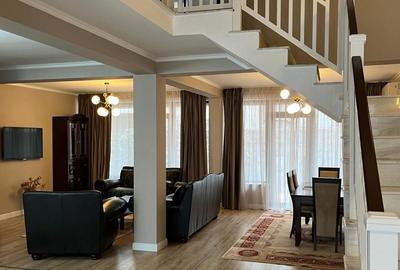 Vila de inchiriat cu 5 camere, zona Km 5 - 1