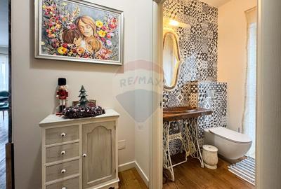 Vilă ultrafinisată cu două unități locative în zona Gruia - 9