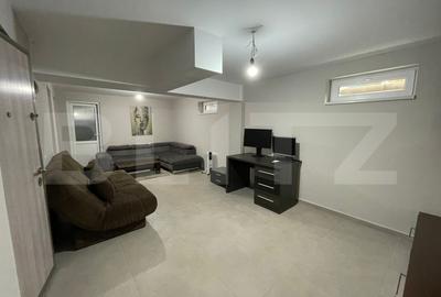 Apartament cu 3 camere decomandat, mobilat în Florești