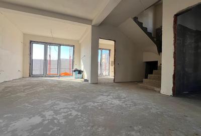 Casă individuală cu 4 camere în Bragadiru