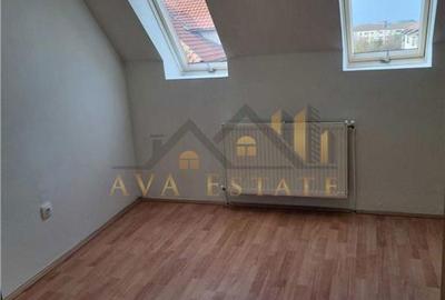 2 Camere, DECOMANDAT,  Mansarda - ZONA GIROCULUI - 2