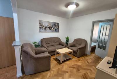 Apartament 2 camere balcon parcare zona Sub Arini - 1