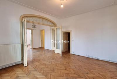 3 camere // In vila // Super Luminos - 1