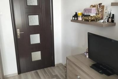 Apartament 2 camere semidecomandat in zona Mercur - 6