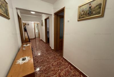 3 Camere - Bd. Chisinau nr. 15 - 6