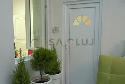 3 Camere curte si loc de parcare, langa Primarie - 6